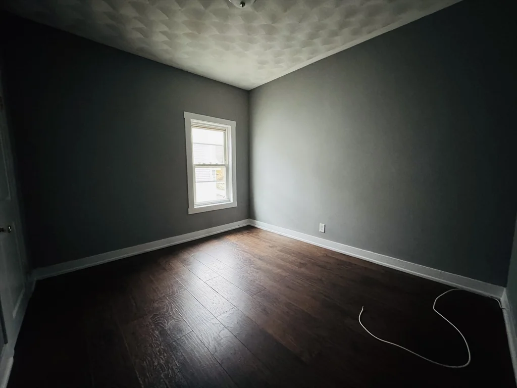 166 Bradford Ave, Fall River