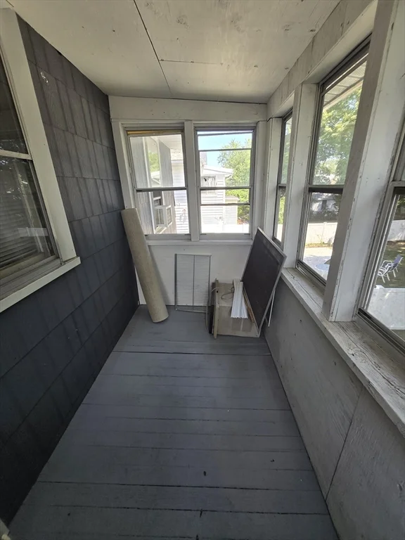 30 Maple Ave, Medford