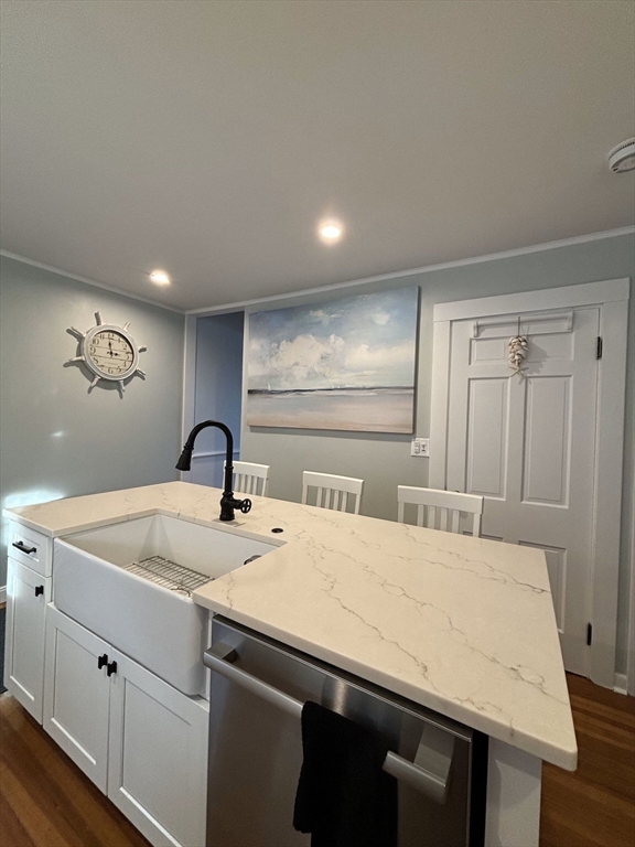 16 Jefferson Shores Rd, Cohasset Narrows