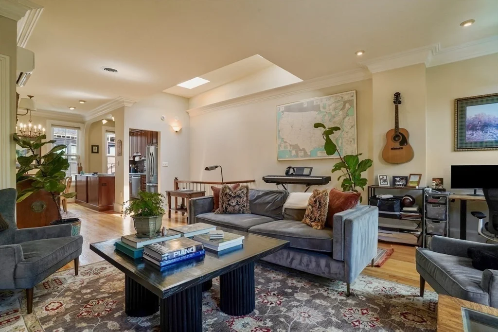 99 Pembroke, South End
