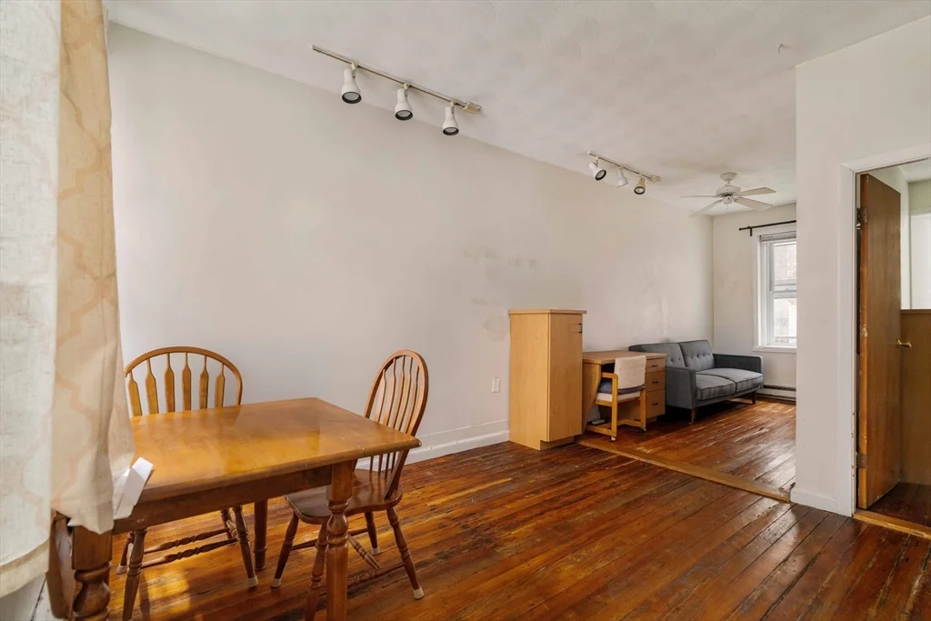 99 Prince St, North End