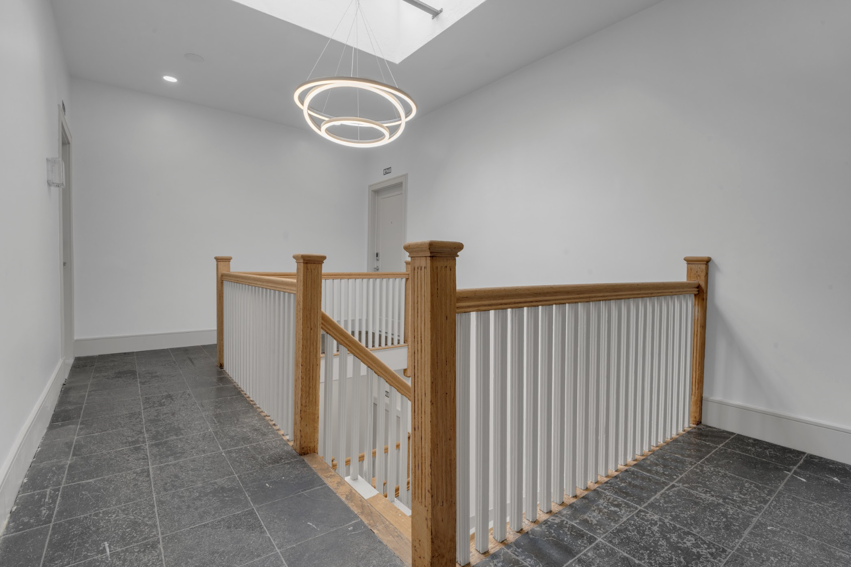 325 Summit Ave, Brighton