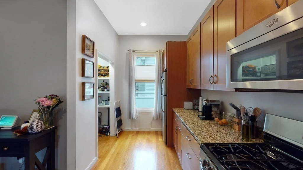 14 Holbrook St, Jamaica Plain