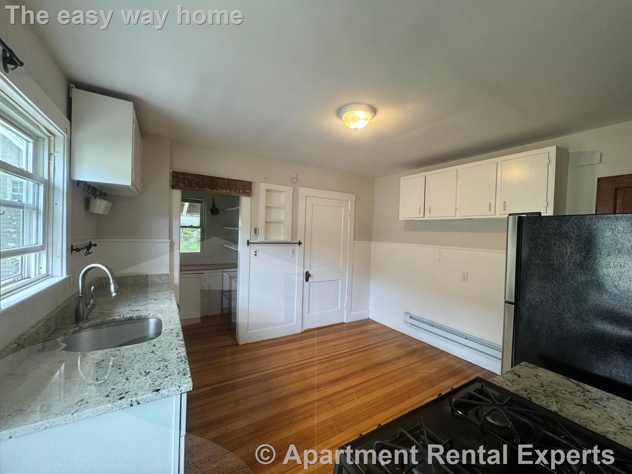 48 Standish St, Huron Village