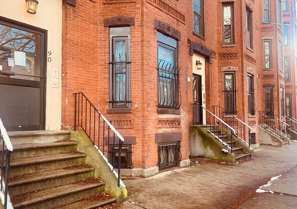 90 Hammond St, South End