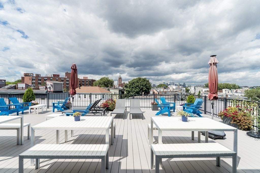 944 Dorchester, Dorchester