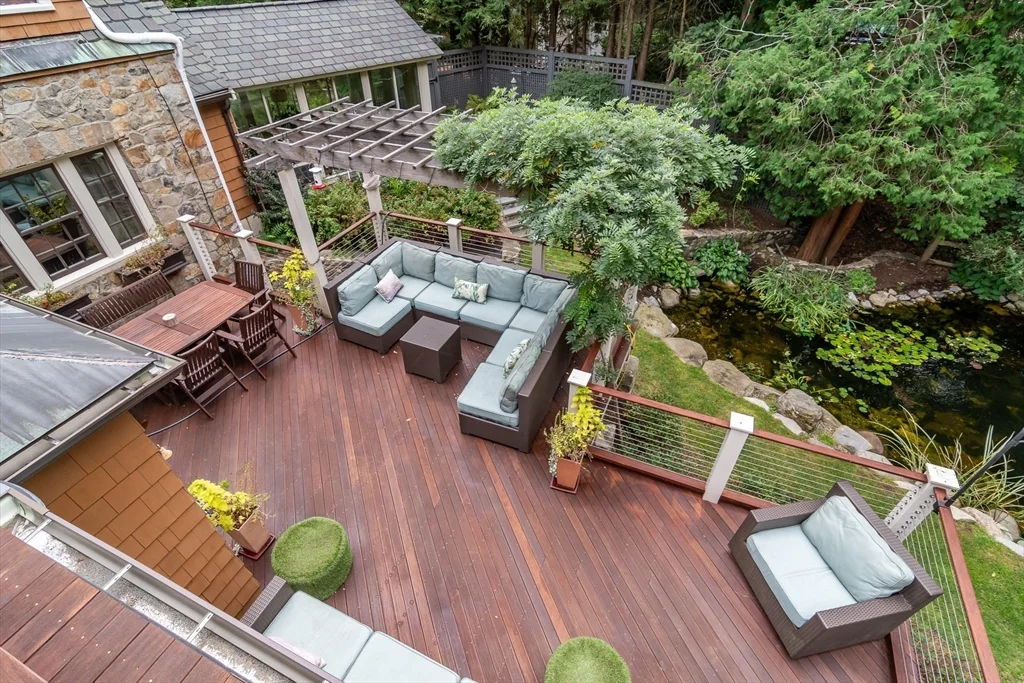 67 Whittier Rd, Wellesley