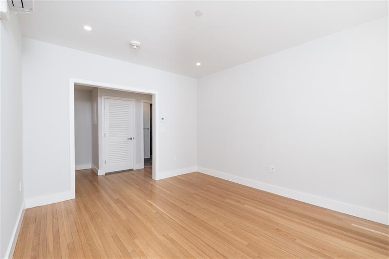 17 Forest St, Baldwin