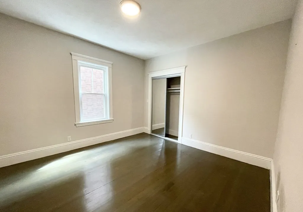 201 East Cottage, Dorchester