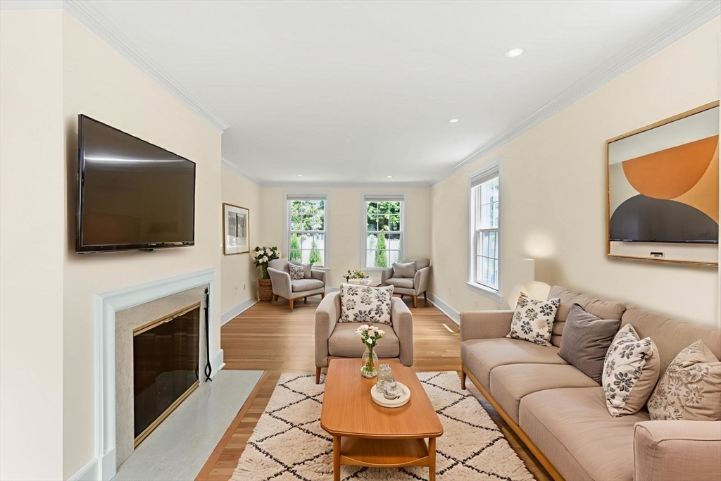 9 Kenway St, West Cambridge