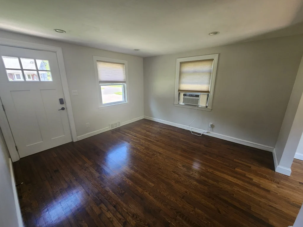 429 Forest St, Rockland