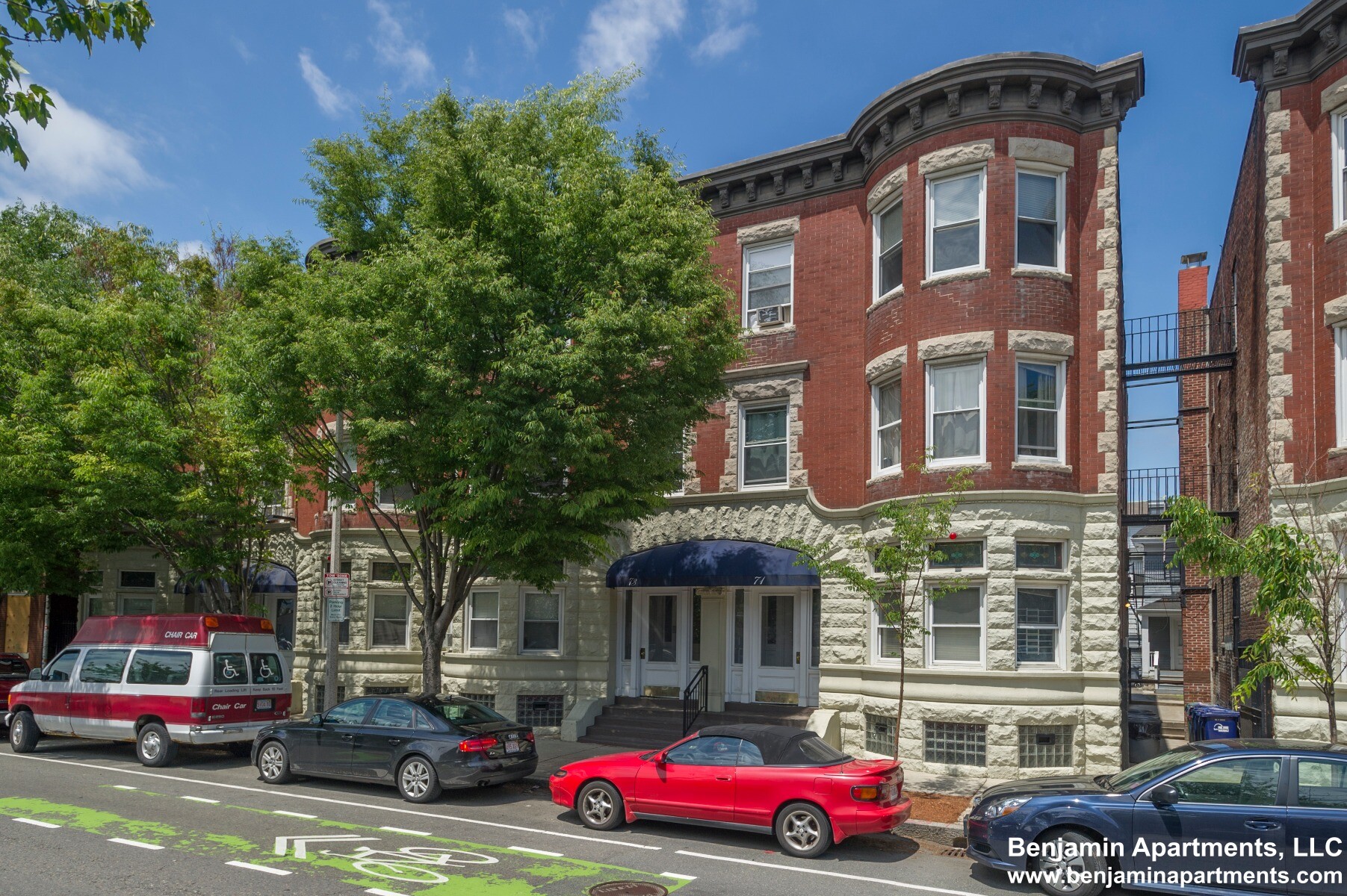 71 Brighton Ave, Allston