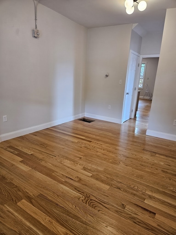 91 Porter St, Stoughton