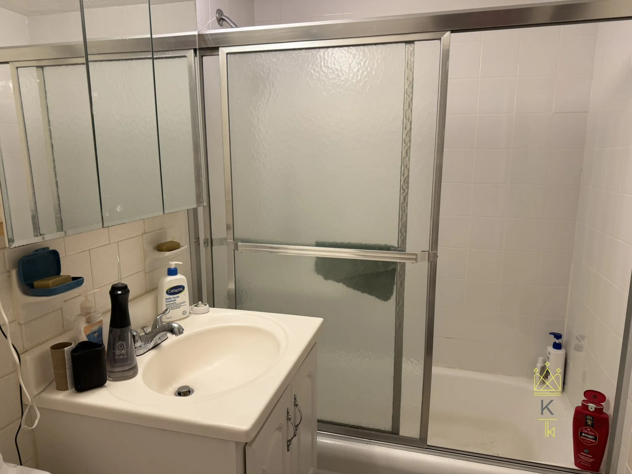 81 Green St, North Brookline