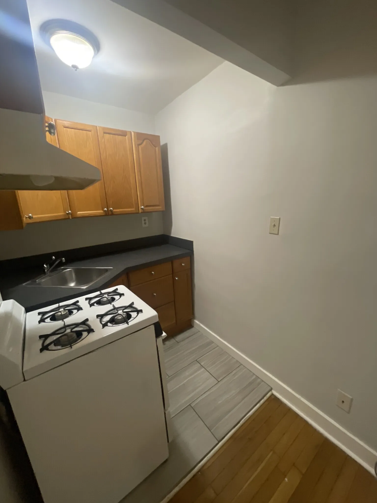 38 Hemenway St, Fenway