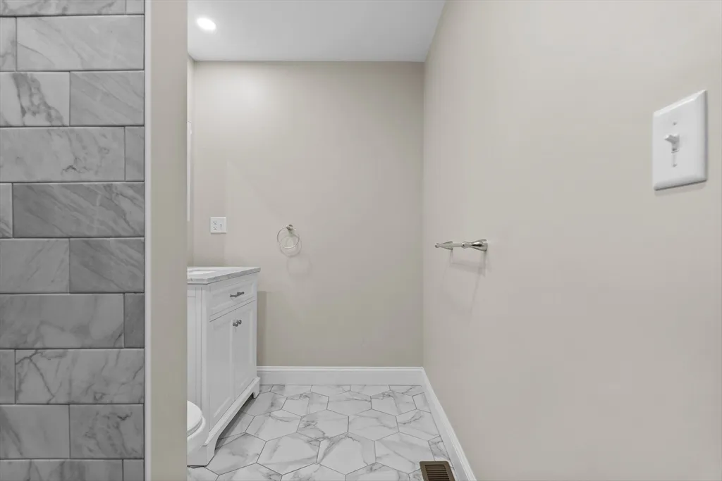 769 East Sixth, South Boston