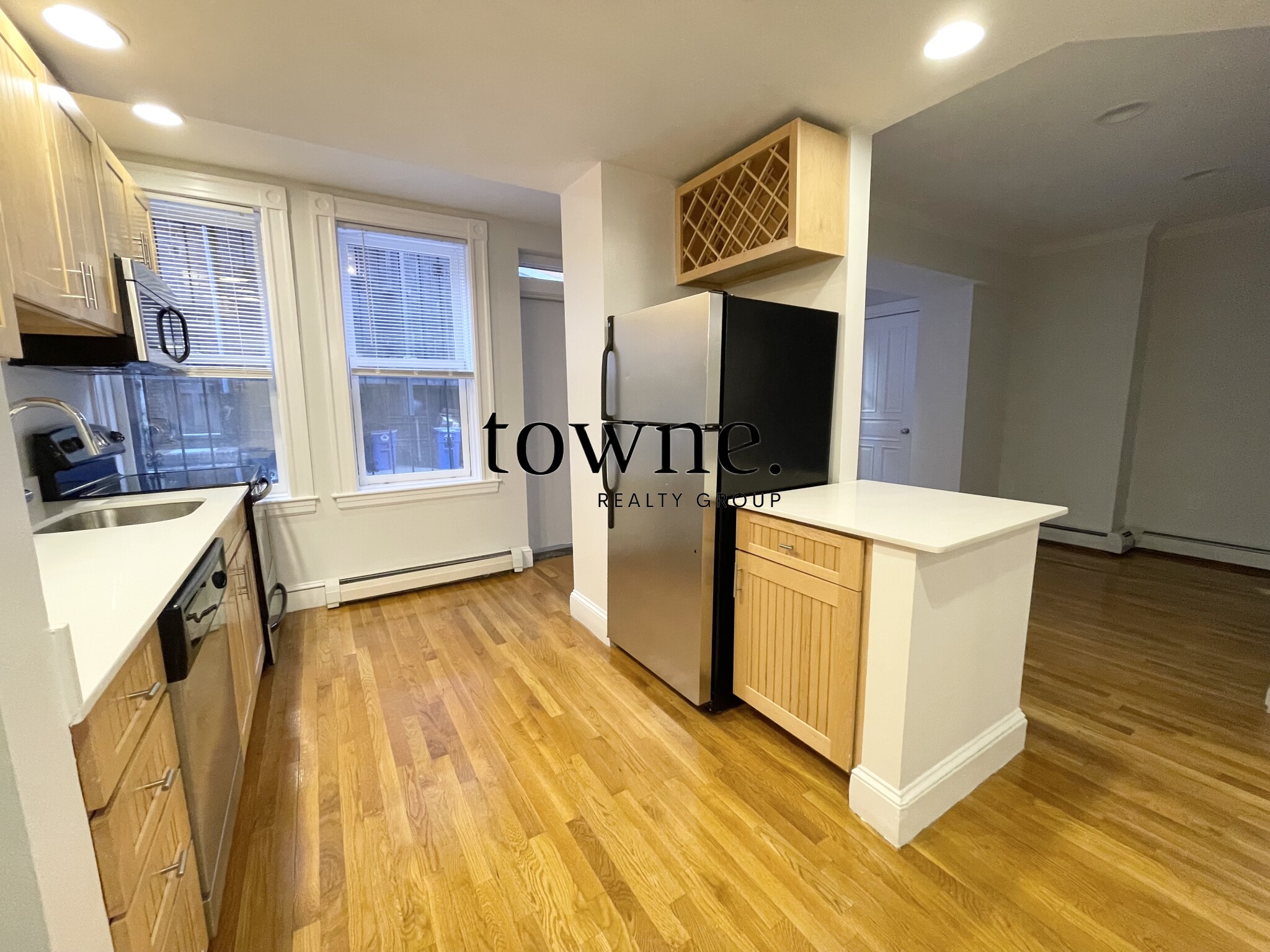 195 Commonwealth Ave, Back Bay