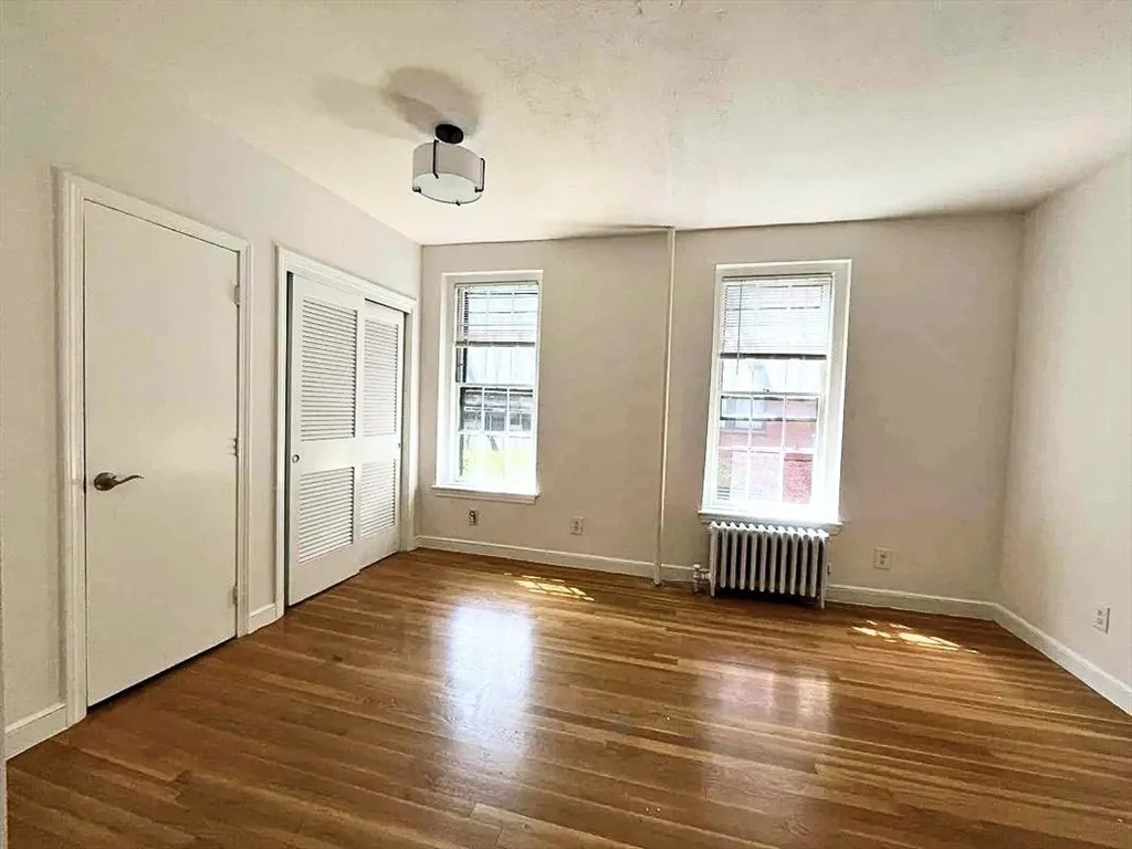 11 Cazenove, South End
