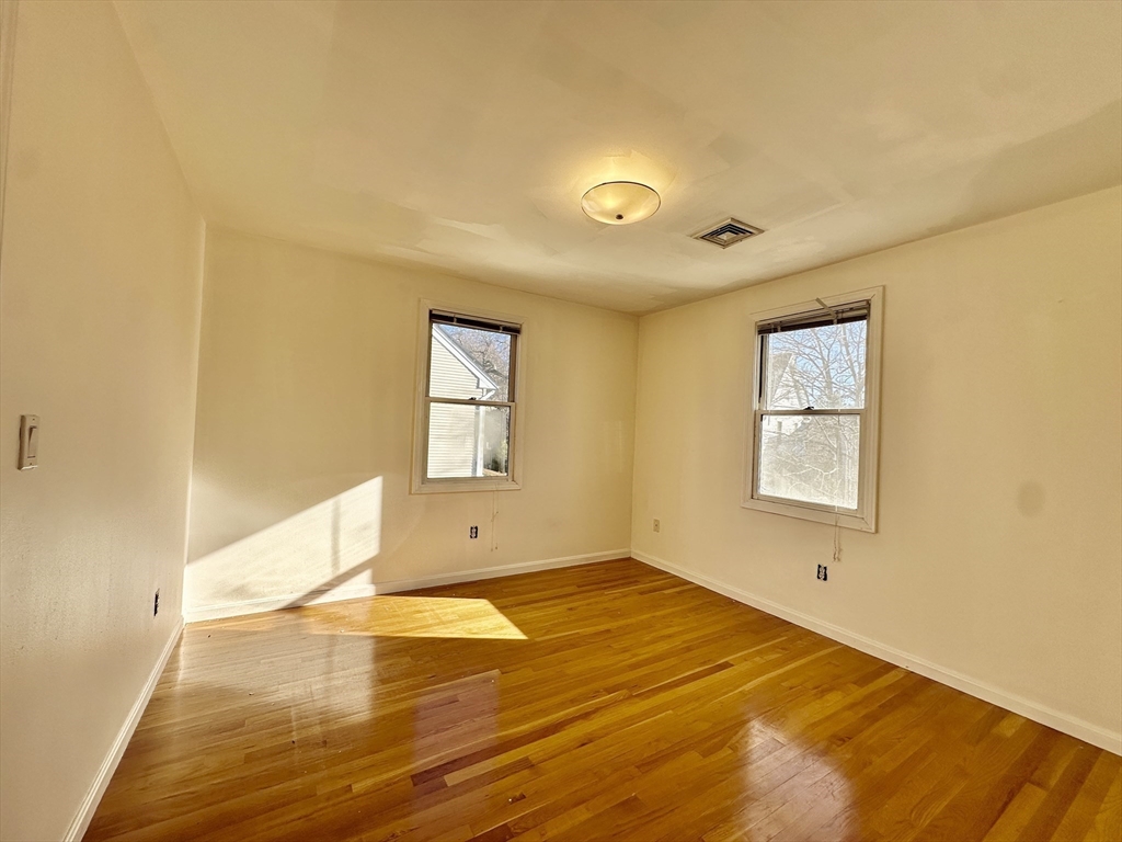 17 Hamlet St, Newton