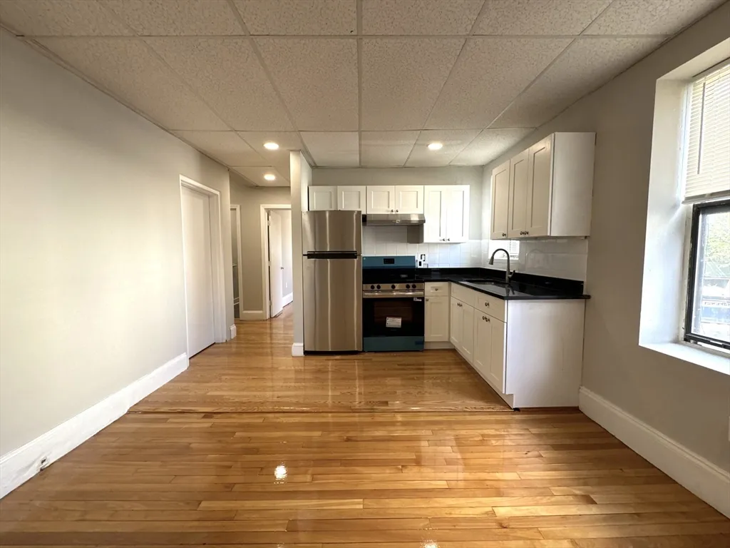 8 Langmaid Ave, Winter Hill