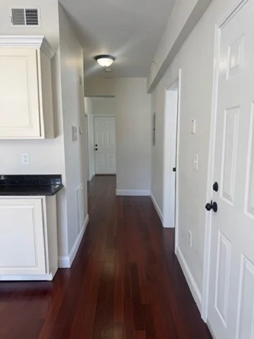 290 Broadway, Winter Hill