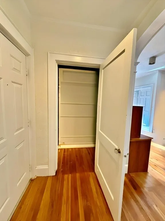 1466 Commonwealth Ave, Brighton