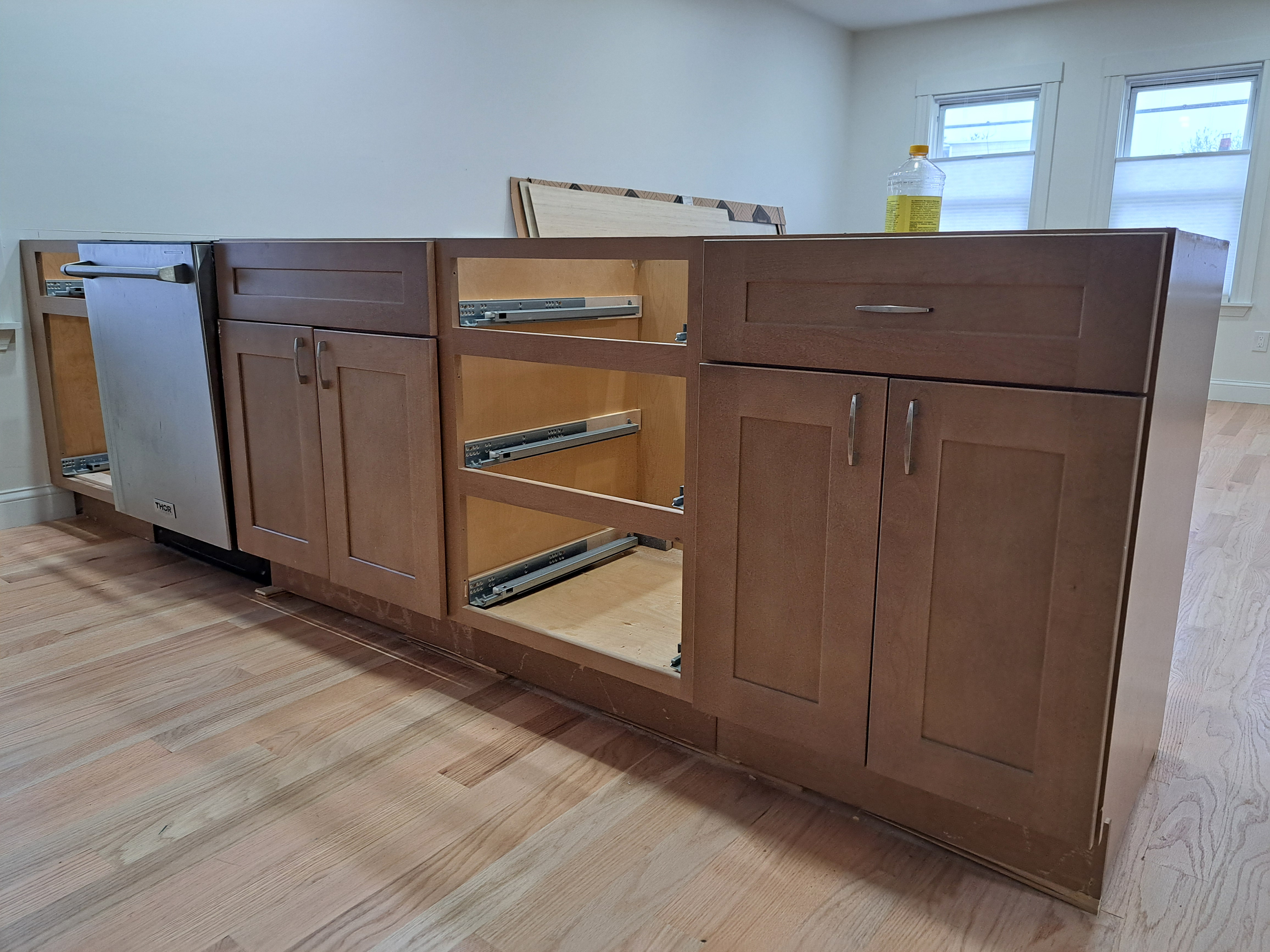 194 Cedar St, Powder House Square