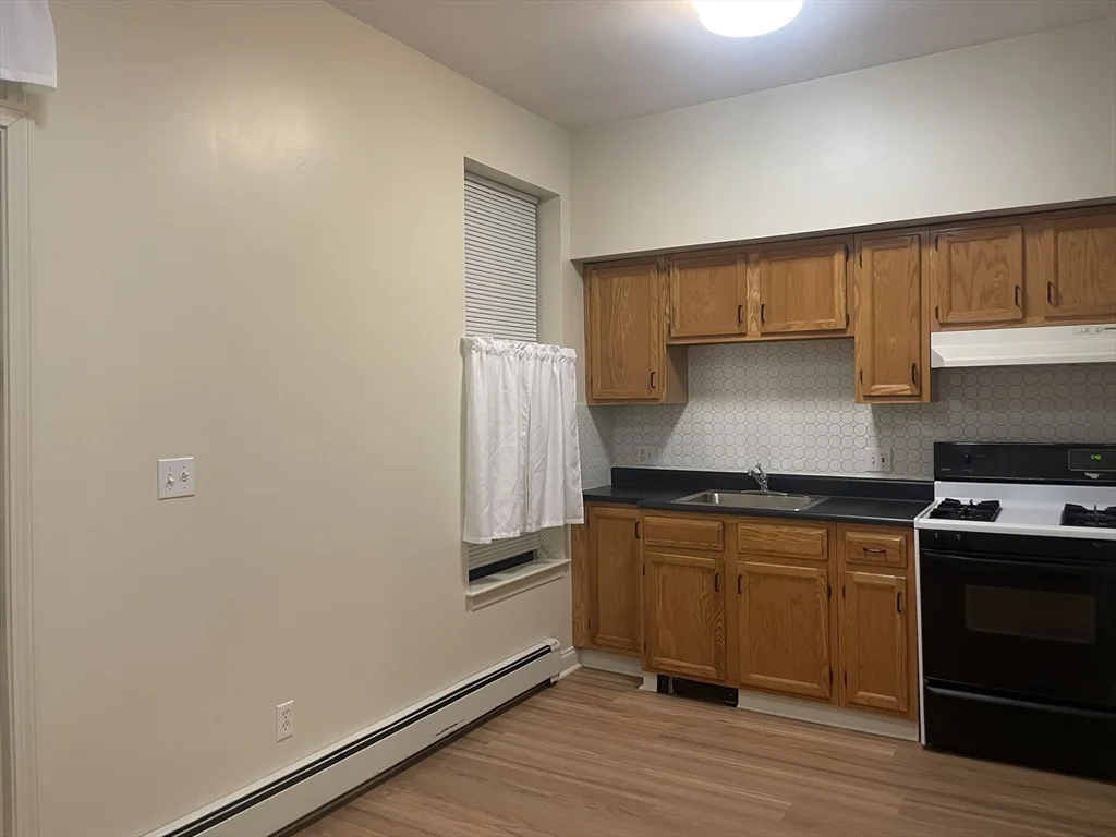 37 Blue Hill Ave, Roxbury