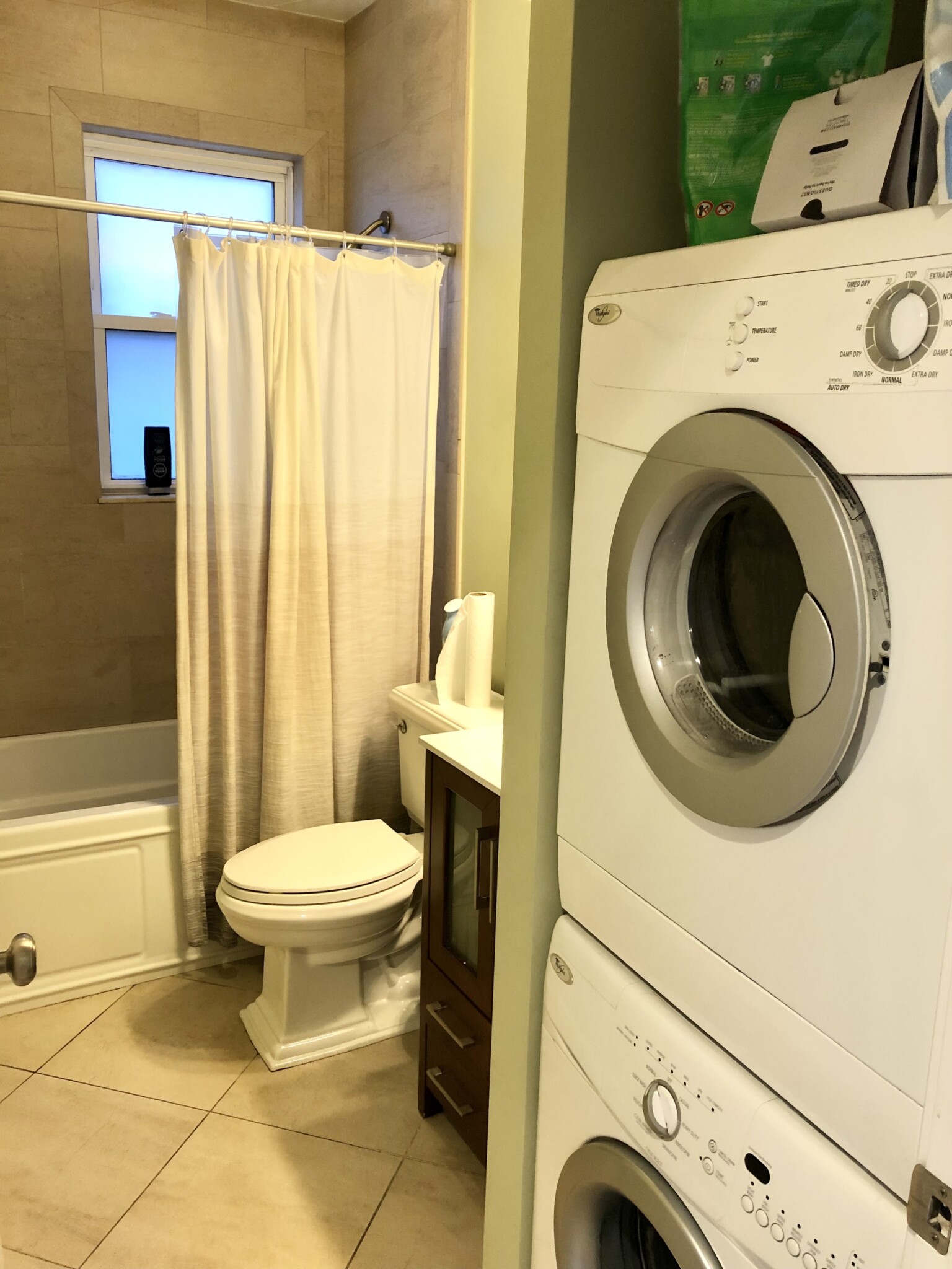 180 Hillside St, Mission Hill