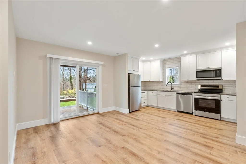 26 Lyndale, West Gloucester