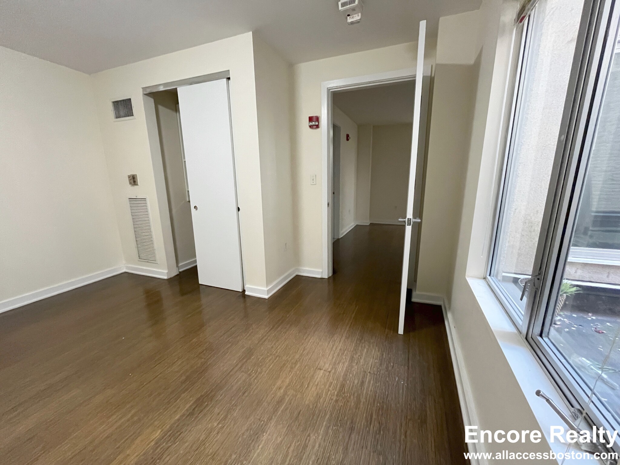 40 Boylston St, Downtown