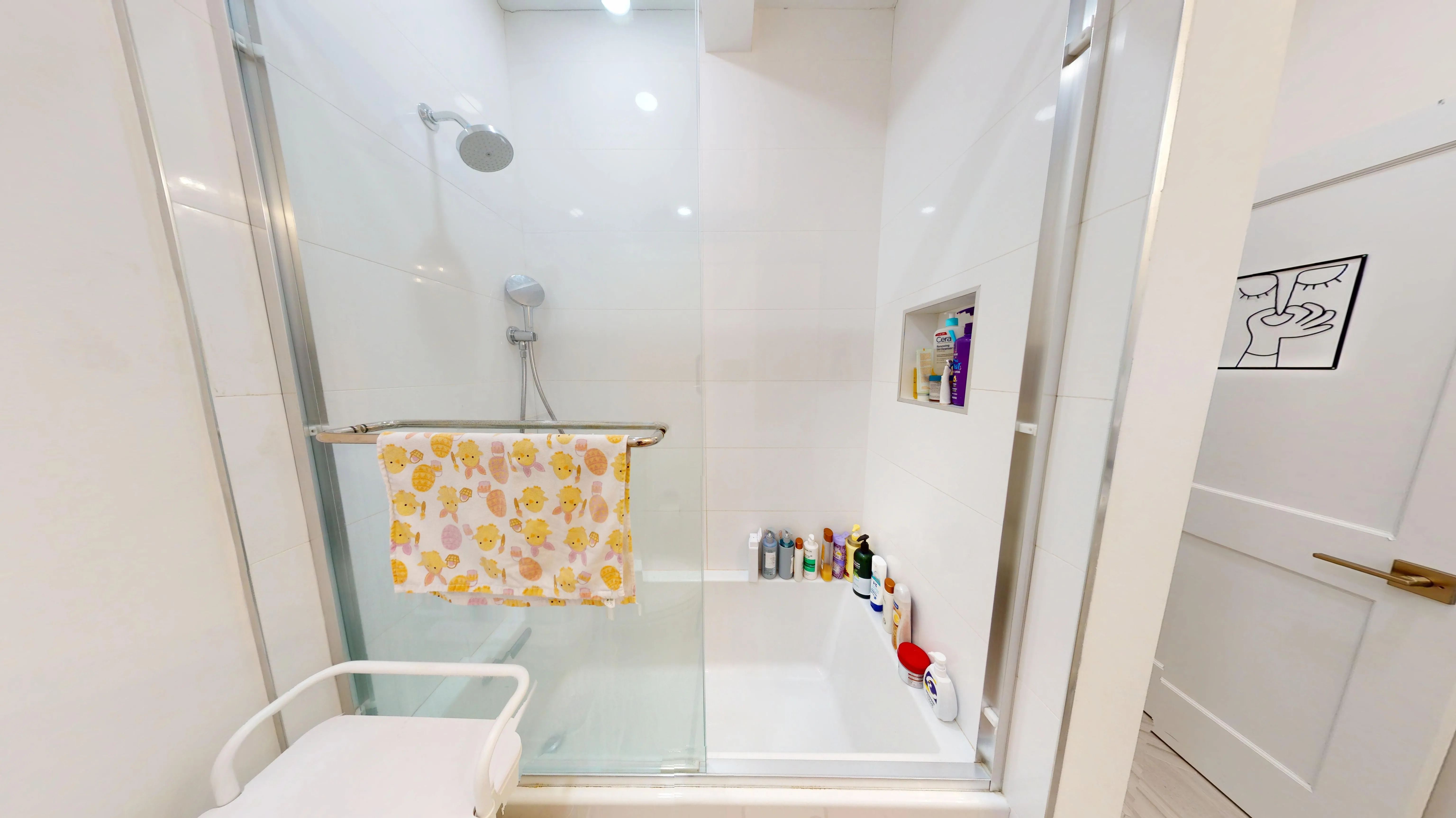 14 Mount Hood Rd, Brighton