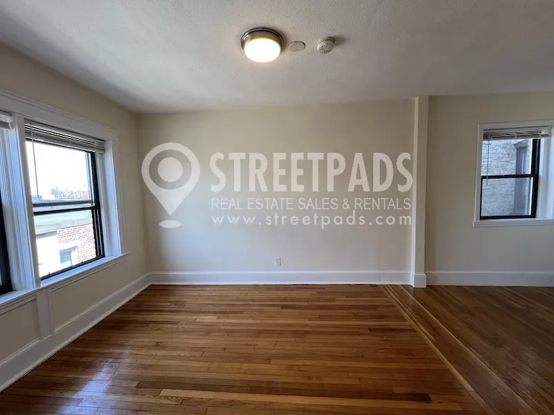 1315 Commonwealth Ave, Allston