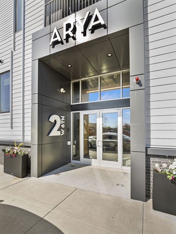 2 West 6th St, South Boston