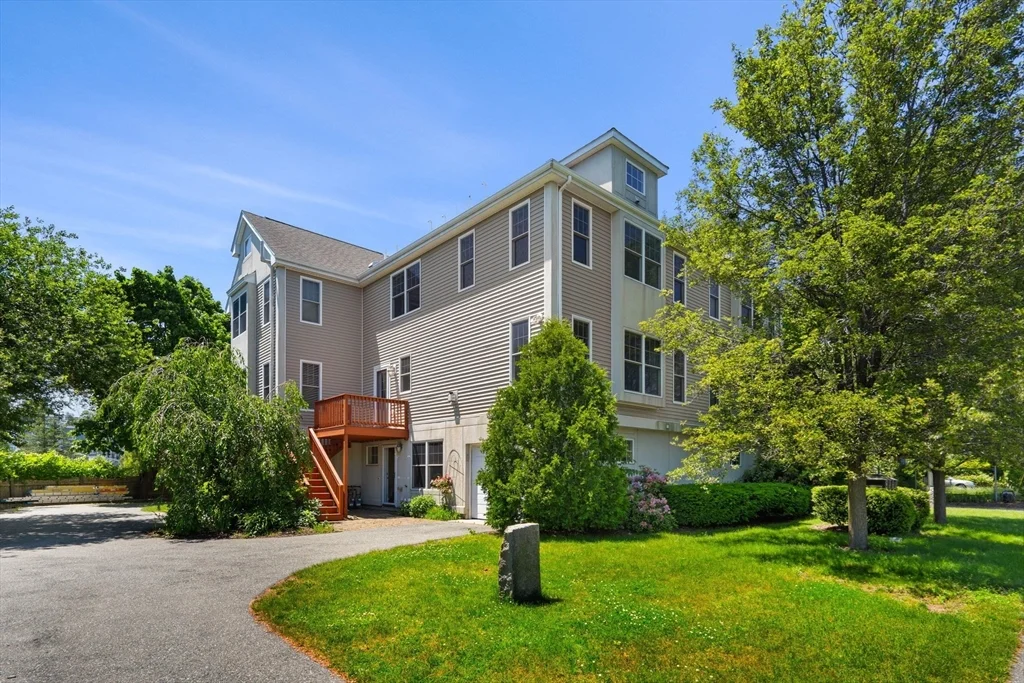 157 Clay St, Wollaston