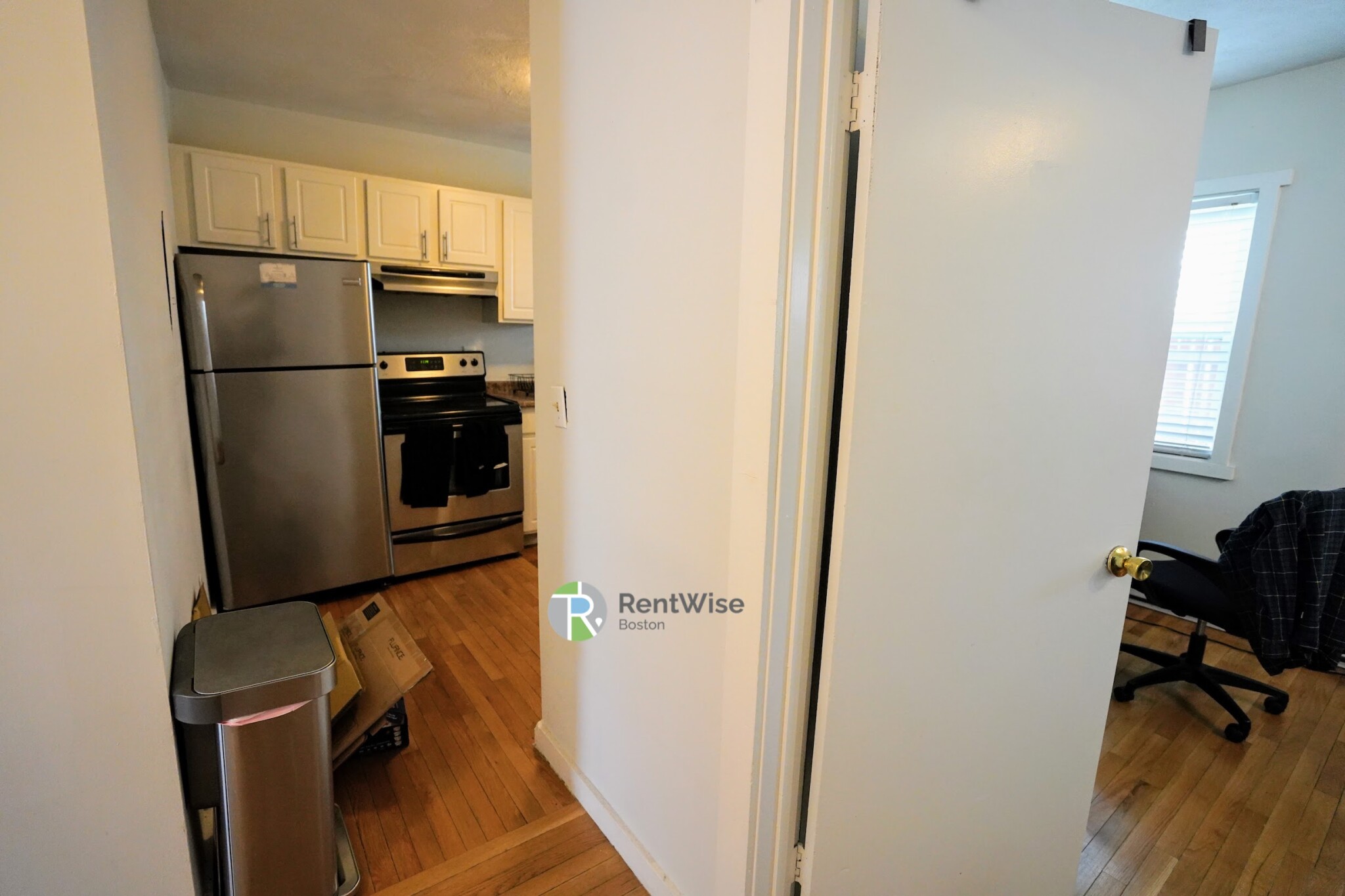 4 Schrepel Pl, South Boston