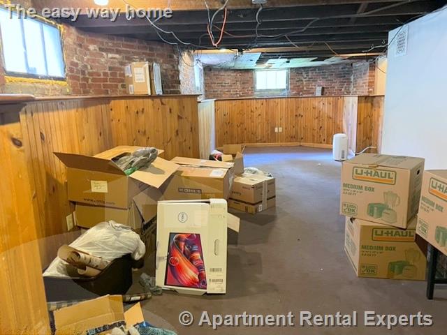 27 Willow Ave, Porter Square