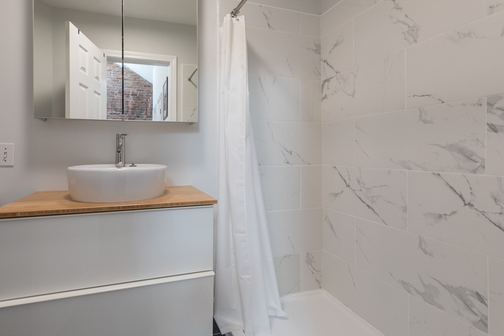 87 Waltham St, South End