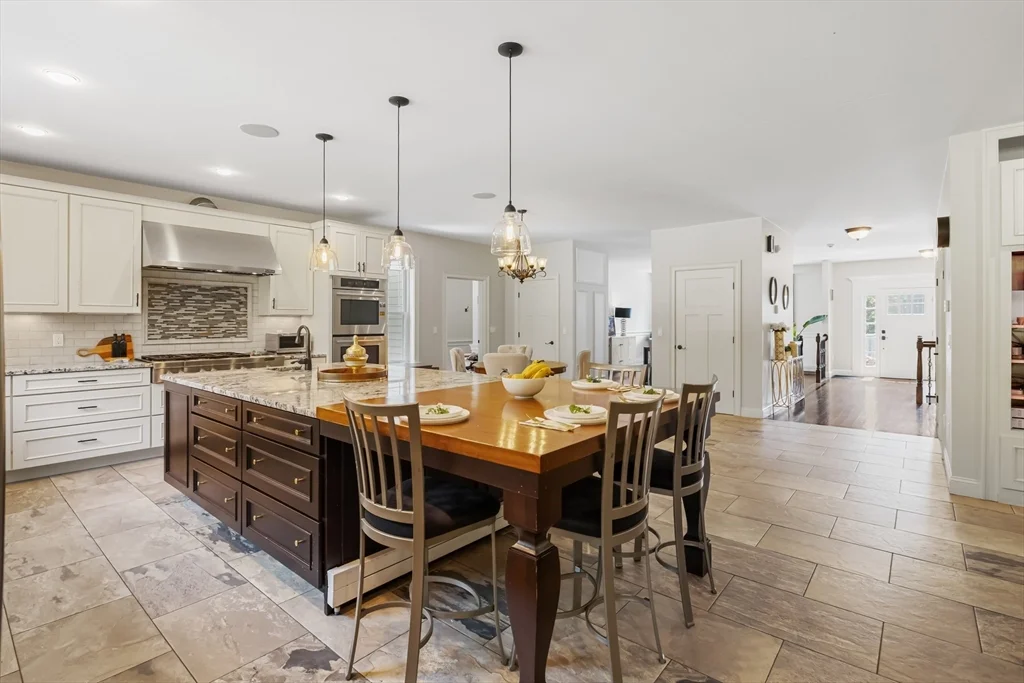 9 Washington Ave, Woburn