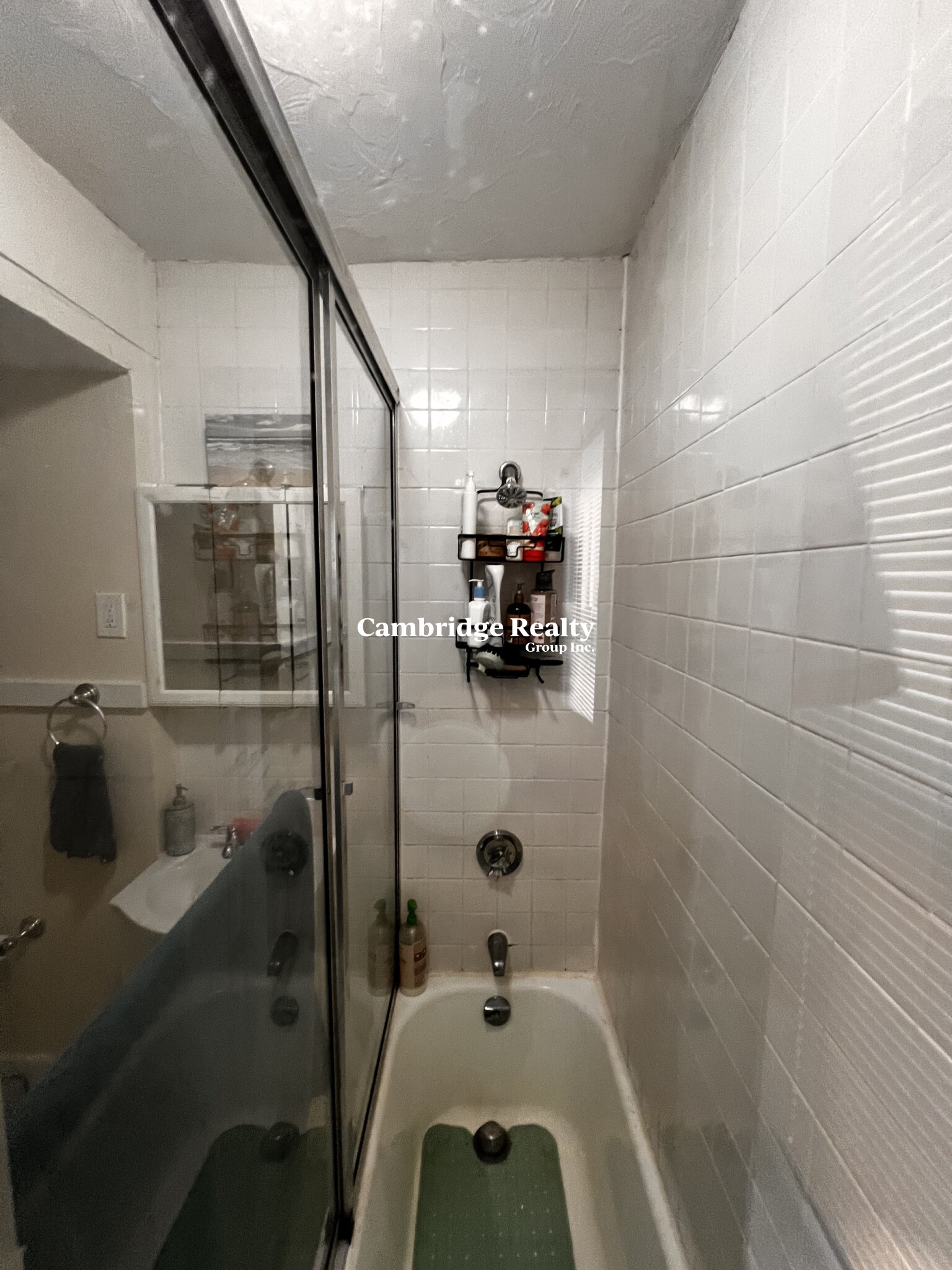 41 Crescent St, Medford Street / The Neck