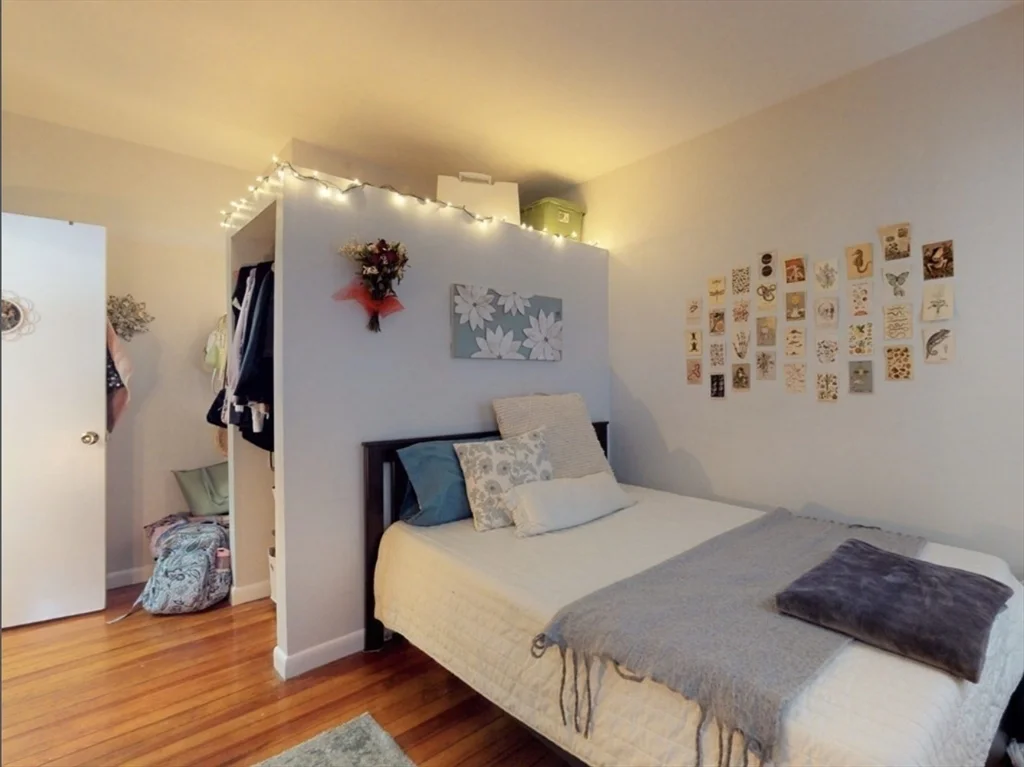 32 S Huntington, Mission Hill