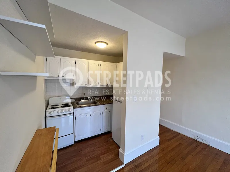 1315 Commonwealth Ave, Allston