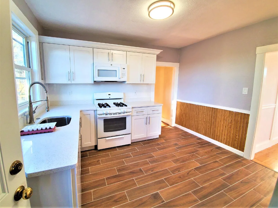 39 Waterhouse St, West Somerville