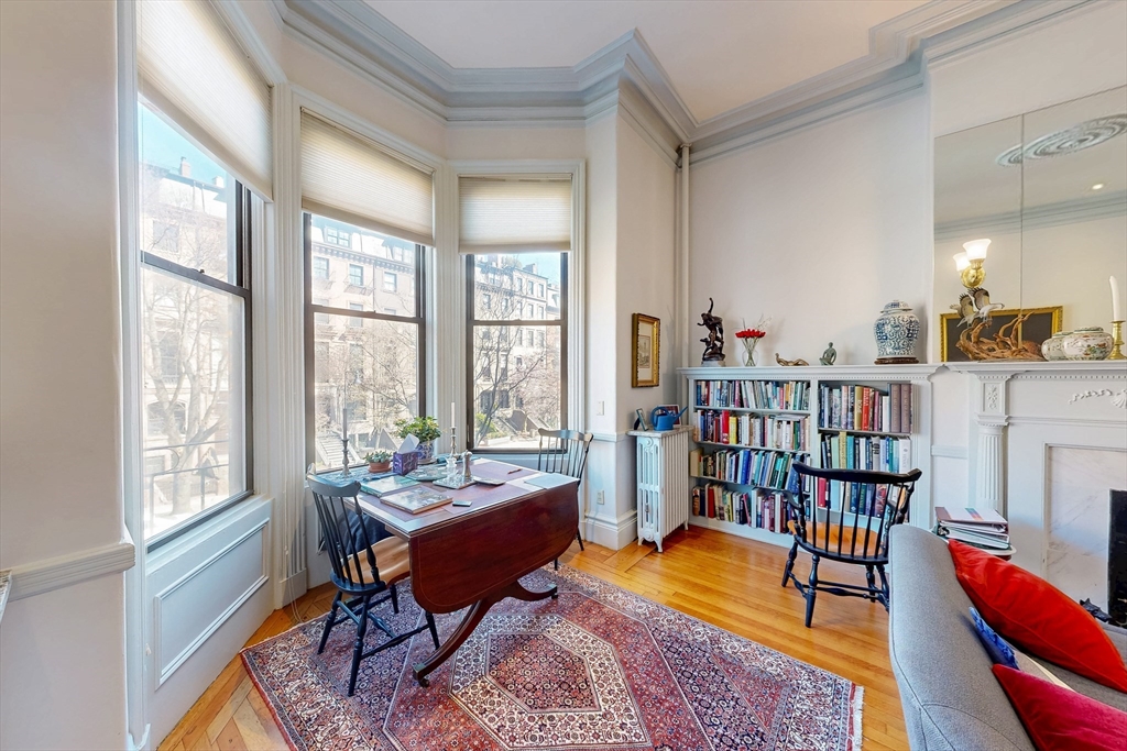 231 Beacon St, Back Bay