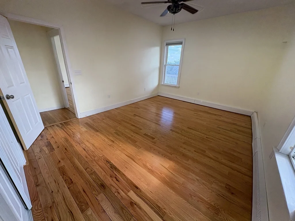 100 Summit Ave, Winthrop