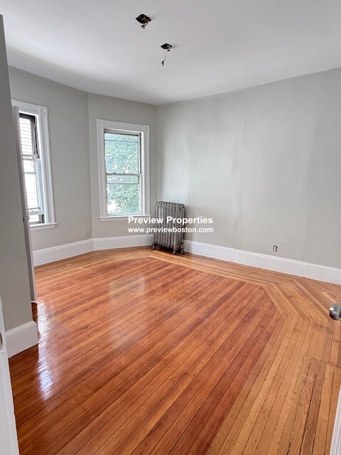 14 Quint Ave, Allston