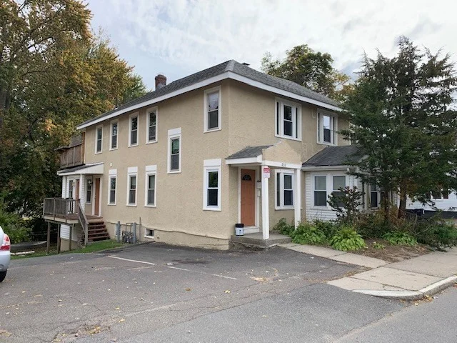 237 Bridge St, Northampton