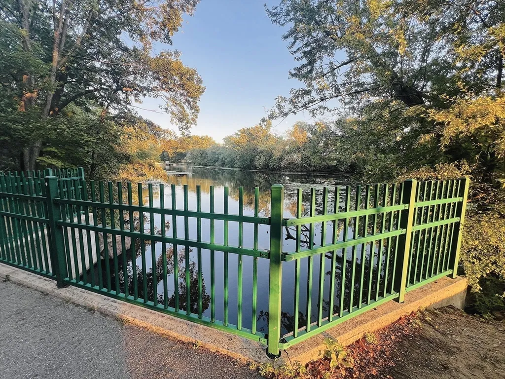 2500 Mystic Valley Pkwa, West Medford