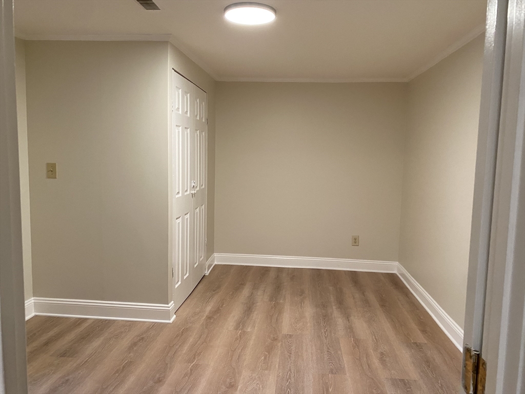 221 Oak St, Montello