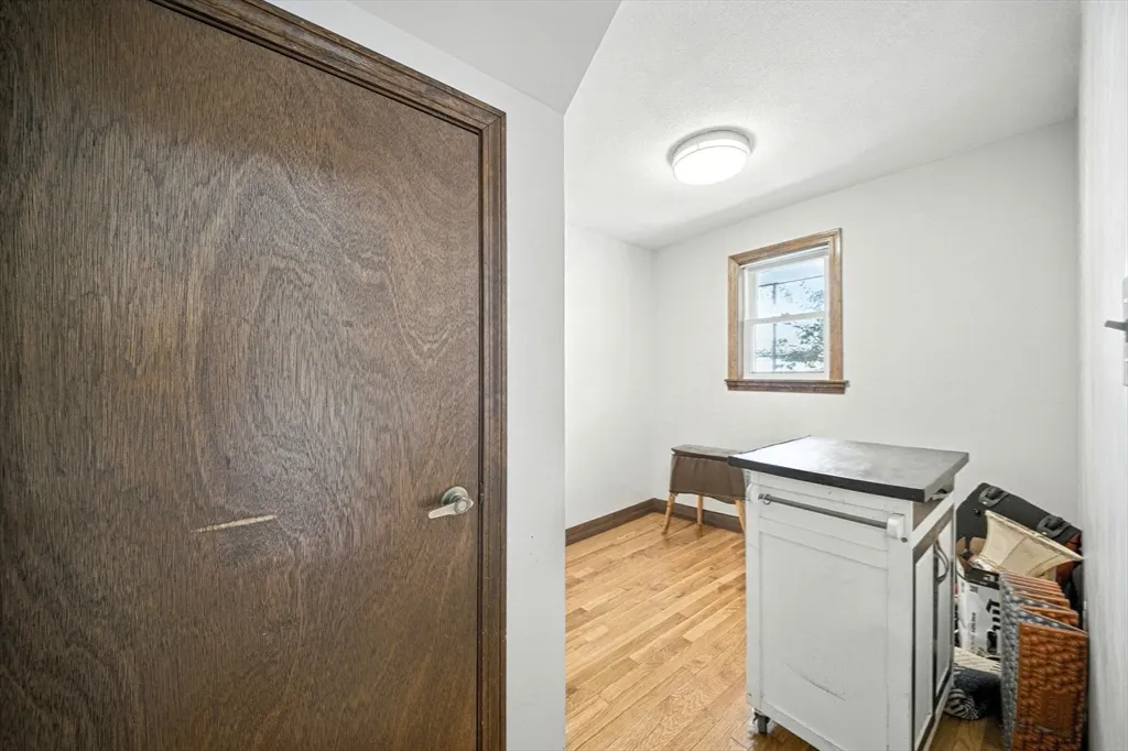 57 Newbury St, Teele Square